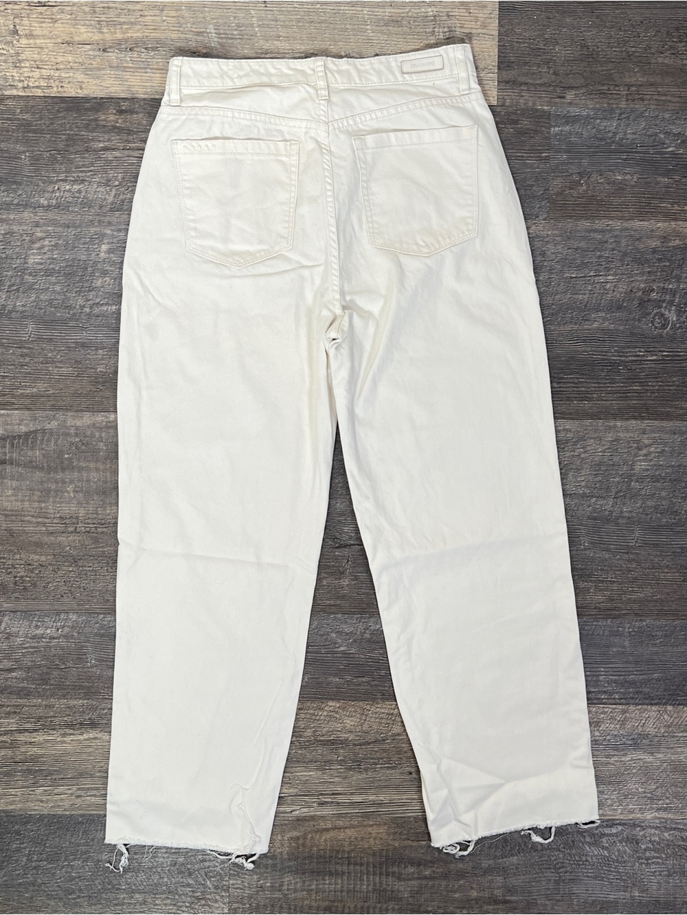 Blank NYC winter White the Baxter straight leg of jeans size 29 B133